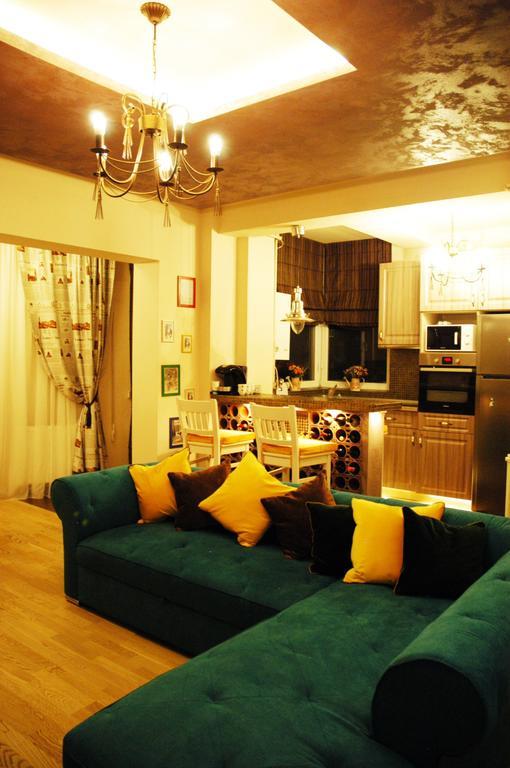 Classic Apartment Braşov Eksteriør billede