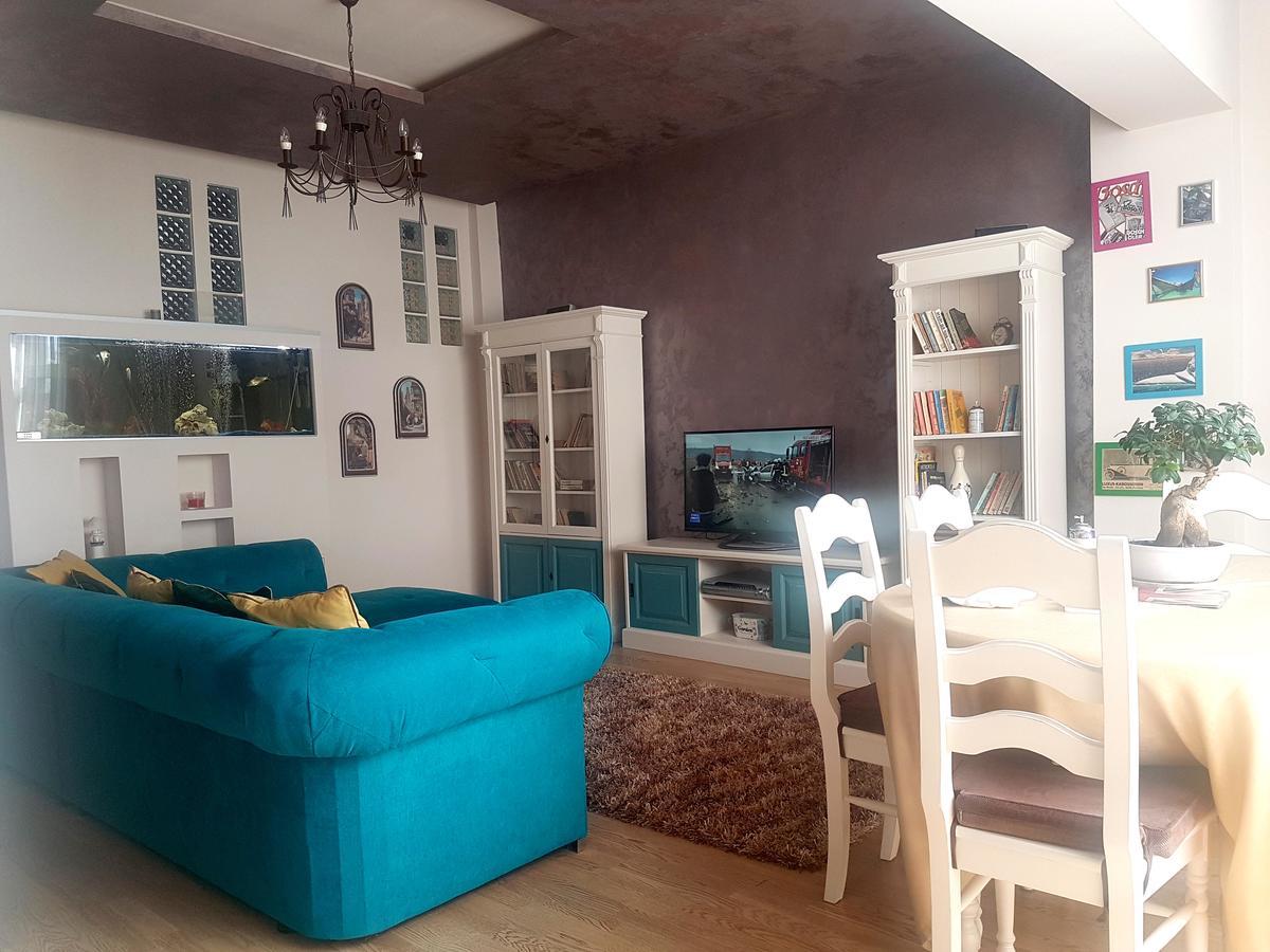 Classic Apartment Braşov Eksteriør billede